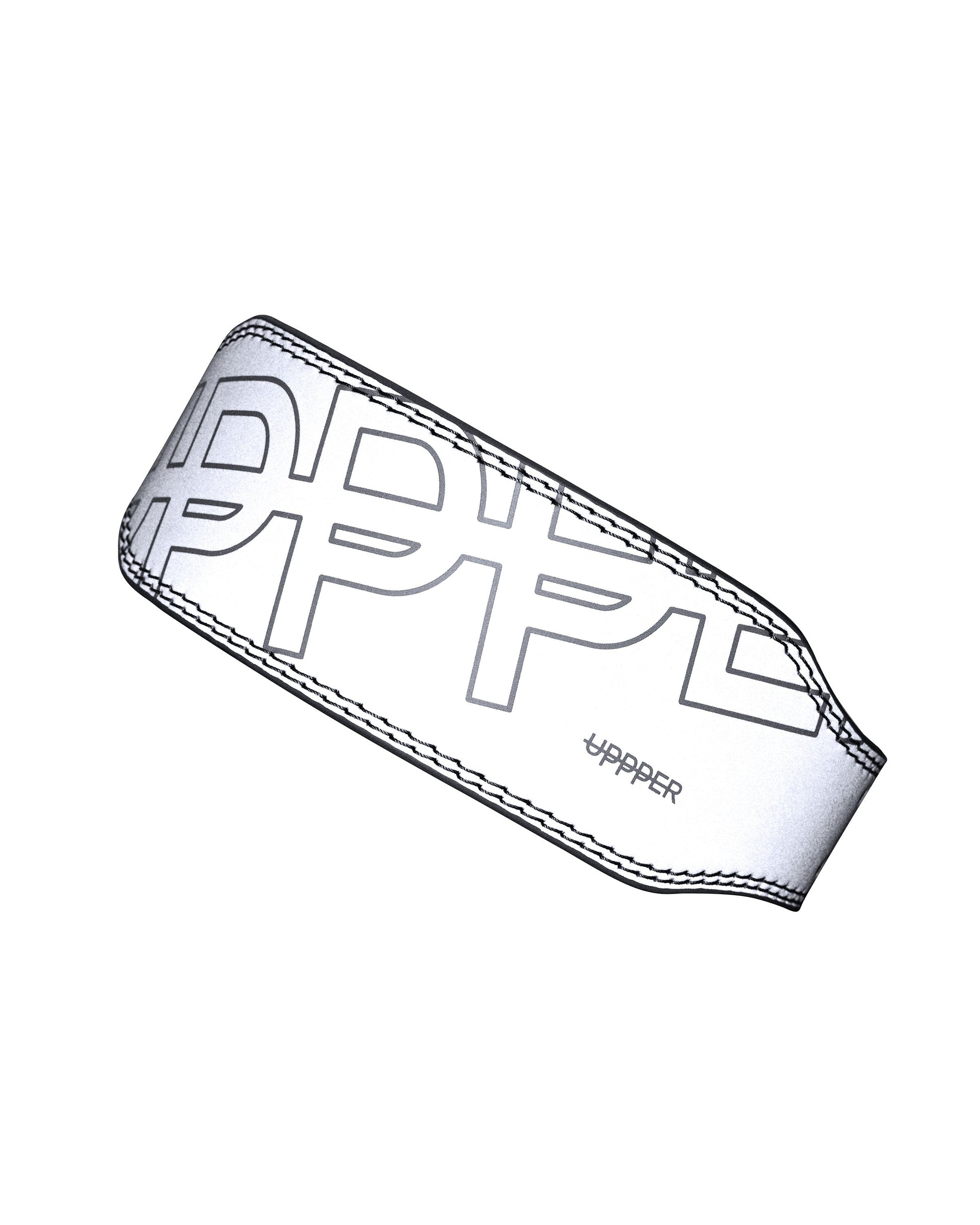 reflective uppper lifting belt in action shot with flash on